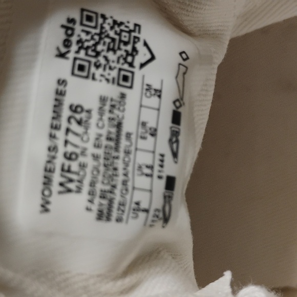 Keds Point Pearlized White Platform Sneakers - Picture 9 of 9